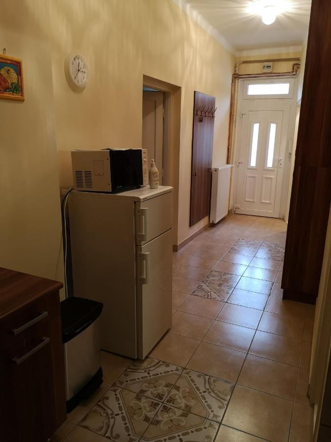 Veva Apartman - Eger Maganszallashely Εξωτερικό φωτογραφία